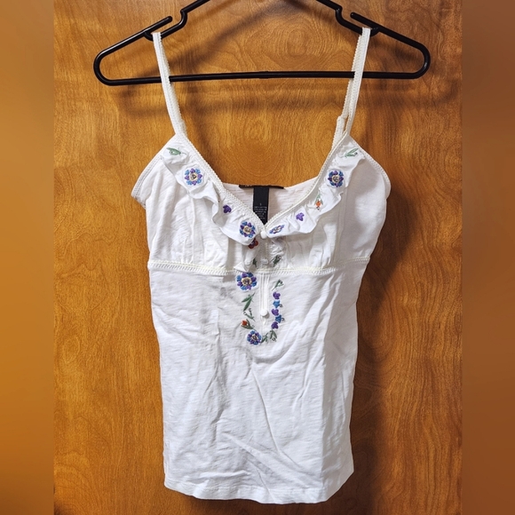 INC International Concepts Embroidered Spaghetti Strap White Boho Top S - Picture 1 of 5